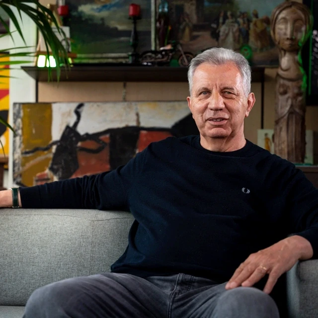 Il fondatore Mauro Barbisan nel suo studio